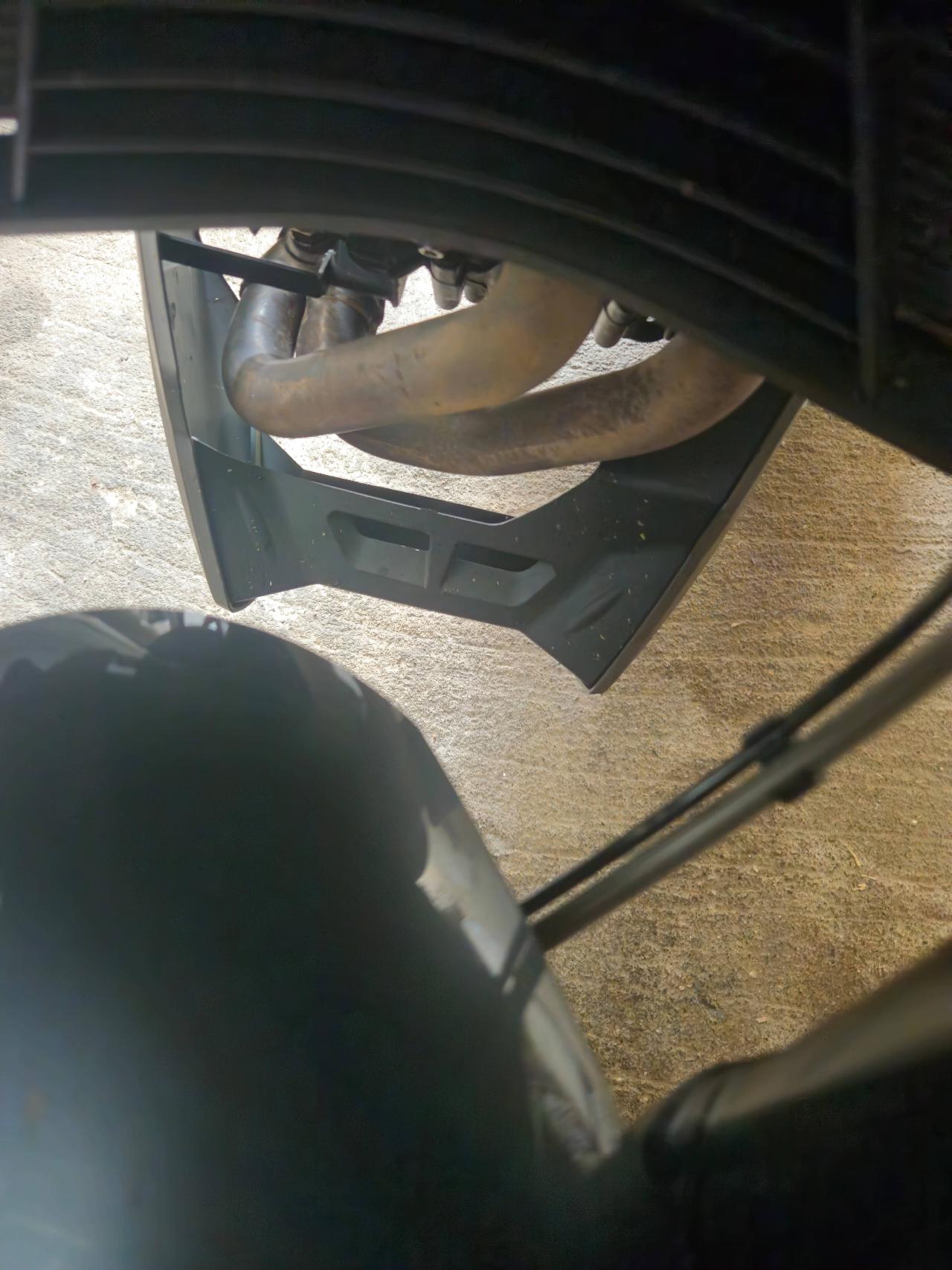 Sabot moteur BMW F900R